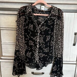 Women’s Free People Blouse - MEDIUM